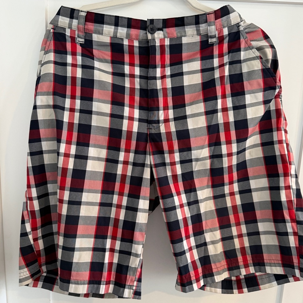 Izod Red and Blue Golf Shorts
